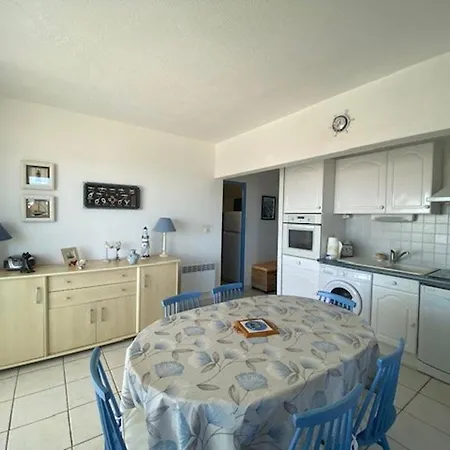 Grand T2 Avec Loggia, Parking Prive, Proche Et Commerces - Fr-1-782-54 아파트